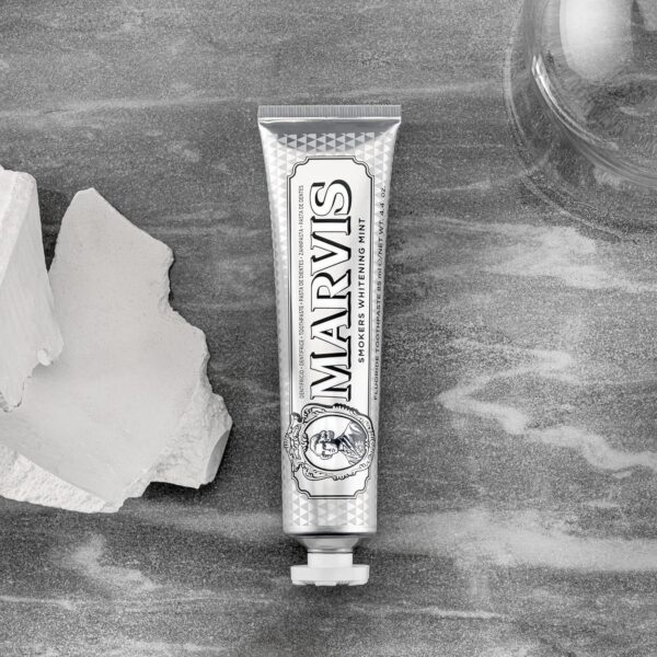 Marvis Smokers Whitening Toothpaste Mint 85ml - Image 2